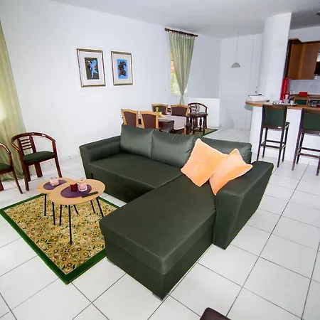 Luxury Chez-moi ヴィラ